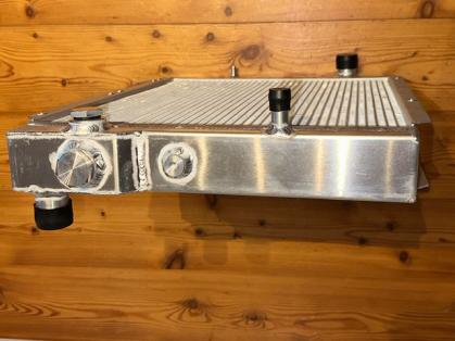 Performance Aluminium Wasserkühler Audi 5 Zylinder S2 / RS2 - 52mm - Black Edition