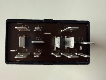 Steuergerät für Fensterheber und Schiebedach Audi Typ 89 / B4 / C4 / Typ 44 / V8
