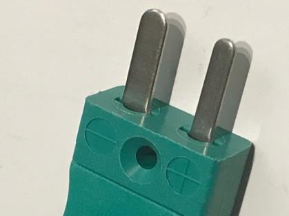 Stecker für Abgastemperatursonde +/- grün