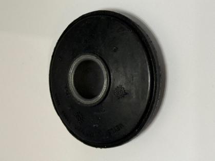 Querlenkerlagerung unten außen Audi 100/200 Typ 44 / V8 D11