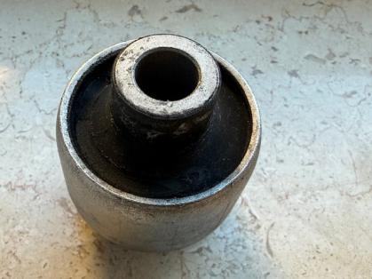 Querlenkerlager innen Audi 100/200 Typ 44 / Typ 43 / V8 D11
