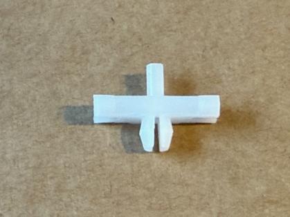 Klammer / Clip für Zierleiste Audi 100 / 200 Typ 44