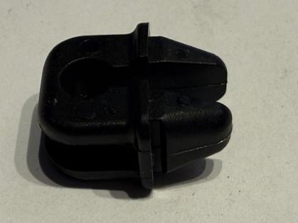 Montageclip Scheinwerfer / Leiste - Audi 80/90/Coupe Typ81/85 / Urquattro