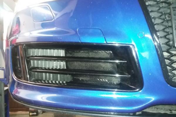 Audi RS6 4F C6 Carbon Luftleitschächte Luftführungen Audi RS6 4F C6 Carbon Luftleitschächte Luftführungen