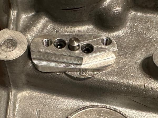 Hallgeberaufnahme Zylinderkopf vorne fräsen / 20V Turbo 5 Zylinder Hallgeberaufnahme Zylinderkopf vorne fräsen / 20V Turbo 5 Zylinder