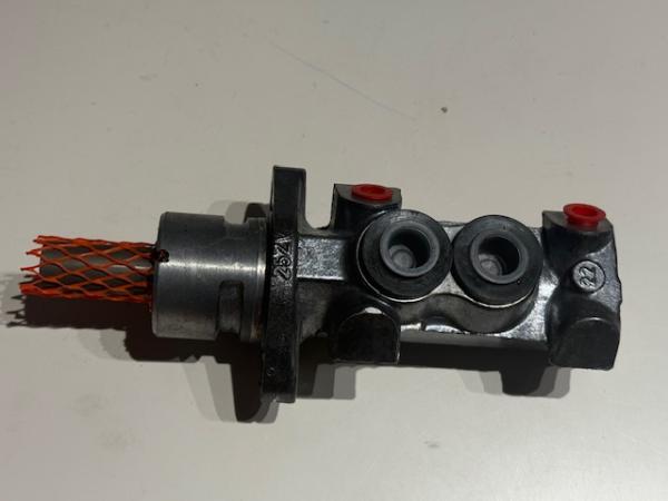 Hauptbremszylinder Überholung - Reparatur