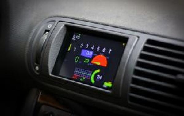 CANchecked MFA28 Gen. 2 Audi A3 S3 8L mit Einbaurahmen anstelle Lüftungsgitter