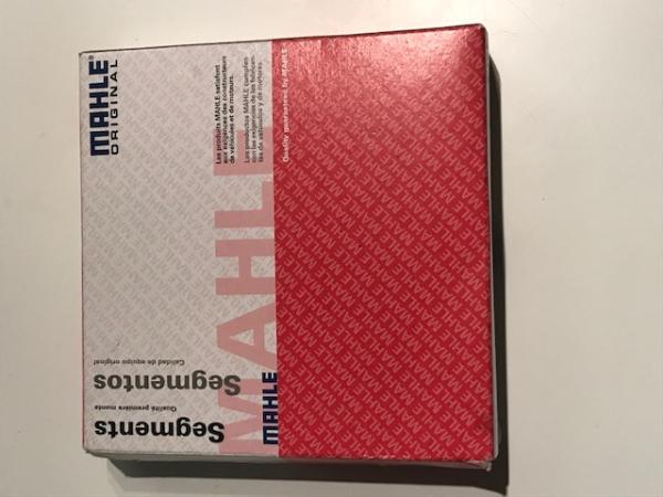 Kolbenringsatz Mahle Audi / VW 2,0 Liter 8V / 16V und 2,8 12V Kolbenringsatz Mahle Audi / VW 2,0 Liter 8V / 16V und 2,8 12V