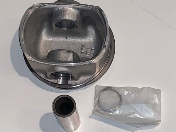 Mahle Slipperkolbensatz Audi 5 Zylinder 20V Turbo 8,5:1 Mahle Slipperkolbensatz Audi 5 Zylinder 20V Turbo 8,5:1