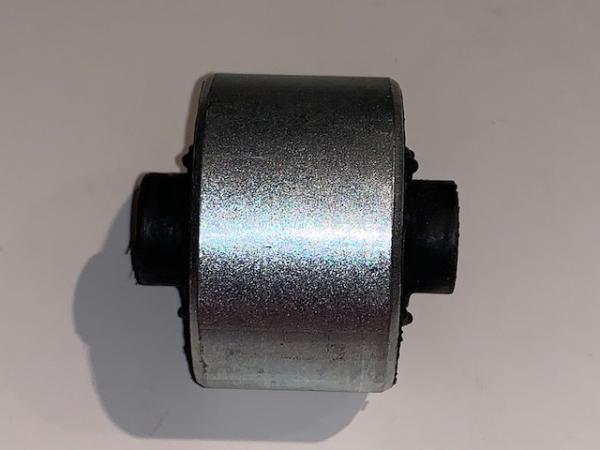 Lagerung Hinterachse Lenker Audi C4 und Typ 44 Quattro