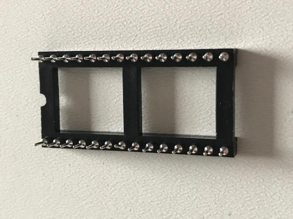 Eprom Sockel für Motronik 28Pin Eproms Eprom Sockel für Motronik 28Pin Eproms