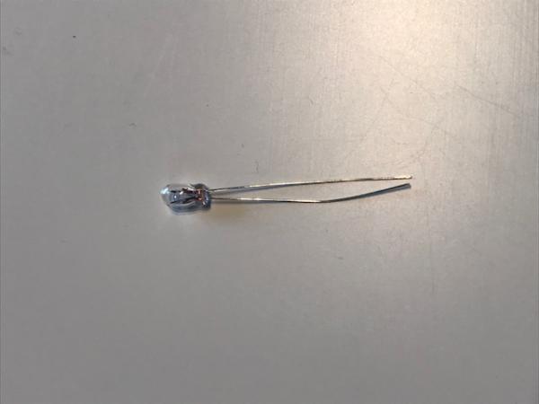 Micro Glühlampe 12 Volt für Audi Außentemperaturanzeige und Schalterbeleuchtung Audi 80/100/90 Micro Glühlampe 12 Volt für Audi Außentemperaturanzeige und Schalterbeleuchtung Audi 80/100/90