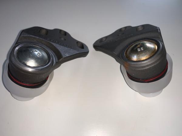 Traggelenk für Gusslenker Audi Typ 89 / B4 Vorderachse links oder rechts