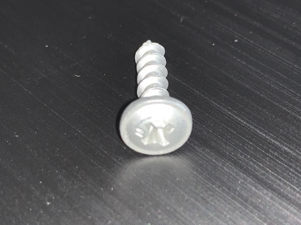 Linsenblechschraube Audi 4,8x19mm Linsenblechschraube Audi 4,8x19mm