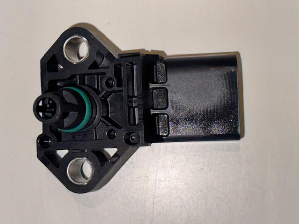 Ladedrucksensor 400KPA BOSCH für VAG TFSI TSI T Motoren Ladedrucksensor 400KPA BOSCH für VAG TFSI TSI T Motoren