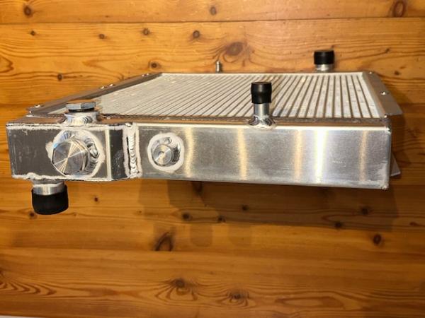 Performance Aluminium Wasserkühler Audi 5 Zylinder S2 / RS2 - 52mm - Black Edition