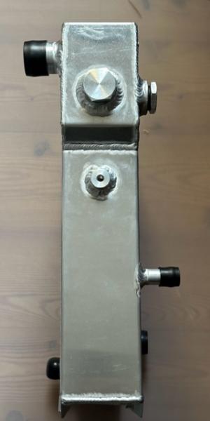 Performance Aluminium Wasserkühler Audi 5 Zylinder S2 / RS2 - kurze Version Performance Aluminium Wasserkühler Audi 5 Zylinder S2 / RS2 - kurze Version