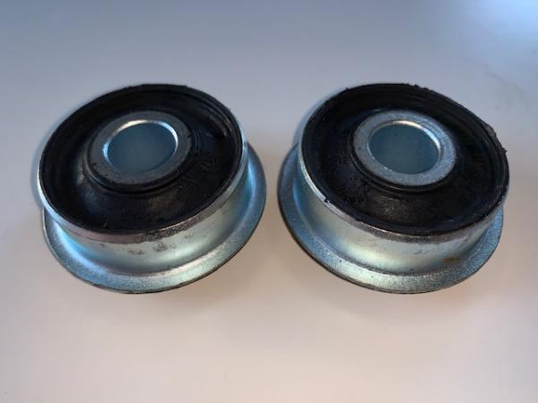 Lagersatz einzeln für Stützlager Typ 44 Quattro Hinterachse Version 44mm Lagersatz einzeln für Stützlager Typ 44 Quattro Hinterachse Version 44mm
