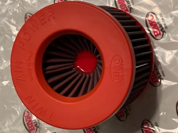 BMC Universal TwinAir Filter 80mm Durchmesser / Filterhöhe 140mm, Plastik-Top BMC Universal TwinAir Filter 80mm Durchmesser / Filterhöhe 140mm, Plastik-Top