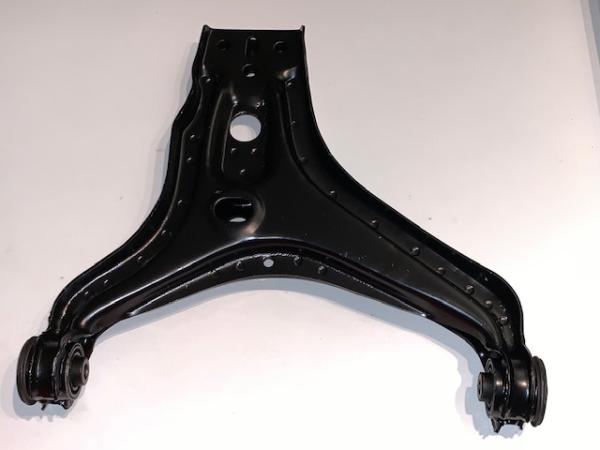 Querlenker Standard Audi Typ 89 / B4 Vorderachse links / rechts Querlenker Standard Audi Typ 89 / B4 Vorderachse links / rechts