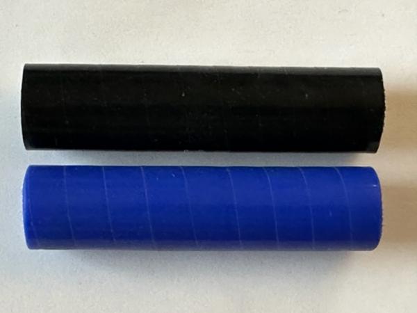 Silikonverbinder Turbowasserleitung vorne auf Wassergallerie Audi 5 Zylinder 20V Turbo schwarz oder blau