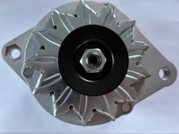 Lichtmaschine / Generator NEU