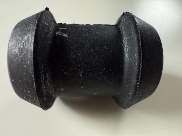 Lagerbuchse, Stabilisator - Vorderachse Audi Typ 81/85/89/Urquattro Lagerbuchse, Stabilisator - Vorderachse Audi Typ 81/85/89/Urquattro