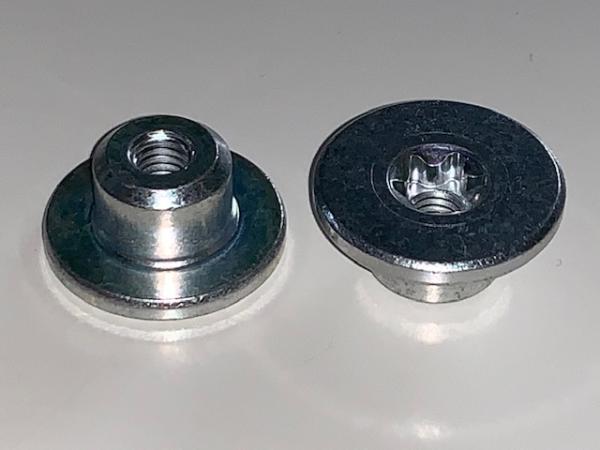 Bundmutter für Zahnriemenabdeckung Audi 5 Zylinder 20V 7A NM / 20V Turbo 3B RR / V8 Bundmutter für Zahnriemenabdeckung Audi 5 Zylinder 20V 7A NM / 20V Turbo 3B RR / V8
