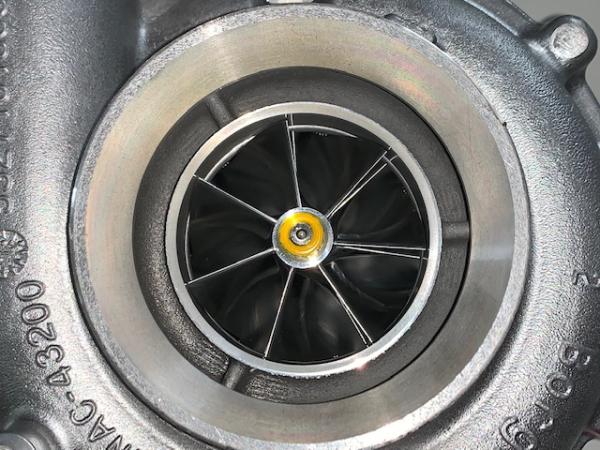 Turbolader KKK K27 Hybrid - LSR-Speziallader nach Kundenwunsch Turbolader KKK K27 Hybrid - LSR-Speziallader nach Kundenwunsch
