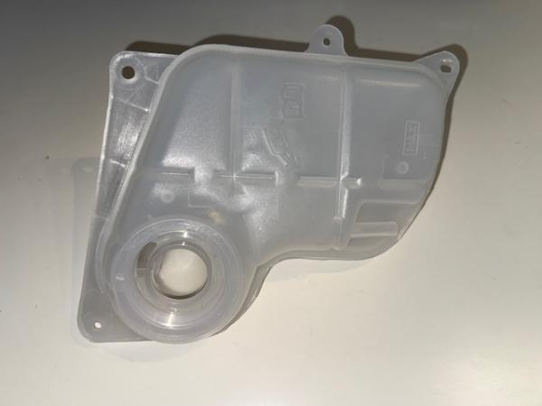 Ausgleichsbehälter Kühlmittel Audi A4 B5 / Audi A6 4B