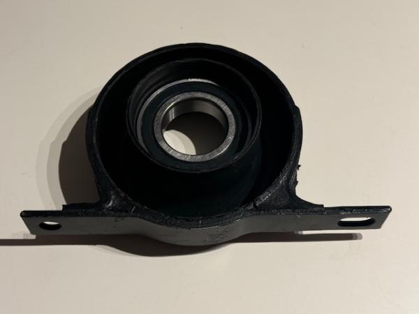 Mittellager Kardanwelle Audi Urquattro / Typ 85 100/200 Typ44