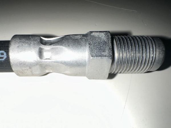 Kupplungsleitung zum Nehmerzylinder Audi Typ 81/85/44 Kupplungsleitung zum Nehmerzylinder Audi Typ 81/85/44