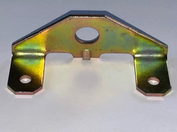 Halter für Benzindruckregler Audi 20V Turbo 3B/RR - S2 / 200 20V / Urquattro 20V Halter für Benzindruckregler Audi 20V Turbo 3B/RR - S2 / 200 20V / Urquattro 20V