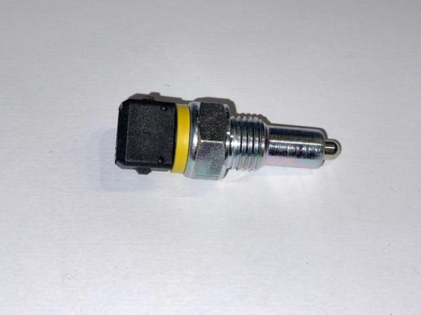 Schalter Rückfahrleuchte Audi / VW / Porsche Schalter Rückfahrleuchte Audi / VW / Porsche