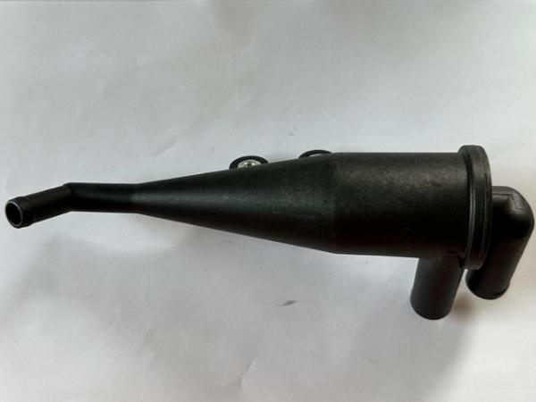 Kurbelgehäuseentlüftung / Ölabscheider, schmale kleine Bauform Kurbelgehäuseentlüftung / Ölabscheider, schmale kleine Bauform