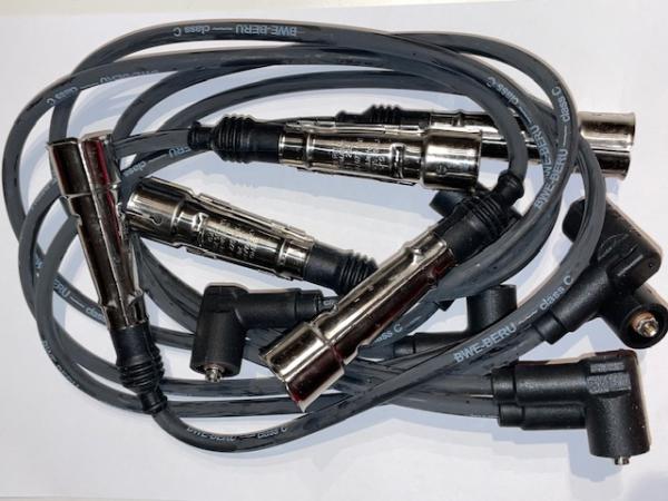 Zündkabelsatz Audi 5 Zylinder 10V Typ 89 / B4, C4, Typ 44, Cabrio, Coupe Typ 89 Zündkabelsatz Audi 5 Zylinder 10V Typ 89 / B4, C4, Typ 44, Cabrio, Coupe Typ 89