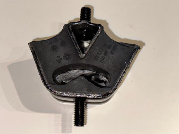 Motorlagerung Audi 4 Zylinder Typ 89 rechts - links Motorlagerung Audi 4 Zylinder Typ 89 rechts - links