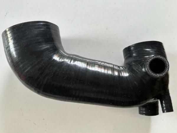 Silikon Luftmassenmesser Schlauch inkl. Schlauchschellen - Audi Urquattro 20V RR - do88 Silikon Luftmassenmesser Schlauch inkl. Schlauchschellen - Audi Urquattro 20V RR - do88
