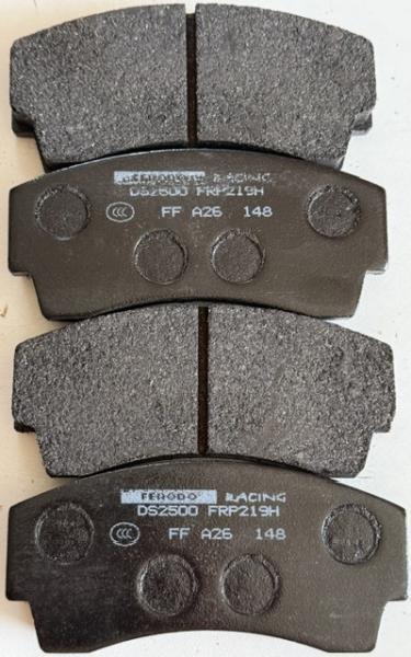 Bremsbelagsatz Ferodo DS2500 für AP Racing und Alcon Bremse VA / HA