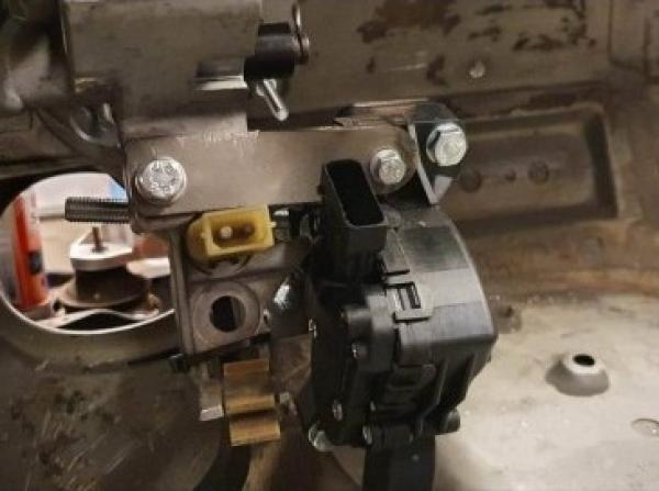 E - Gas Umbaukit Audi S2 / RS2 / Typ 89 / B4 E - Gas Umbaukit Audi S2 / RS2 / Typ 89 / B4
