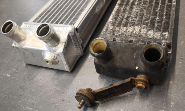 Performance Zusatzwasserkühler 52 mm Audi 200 20VT Typ 44 - Aluminium