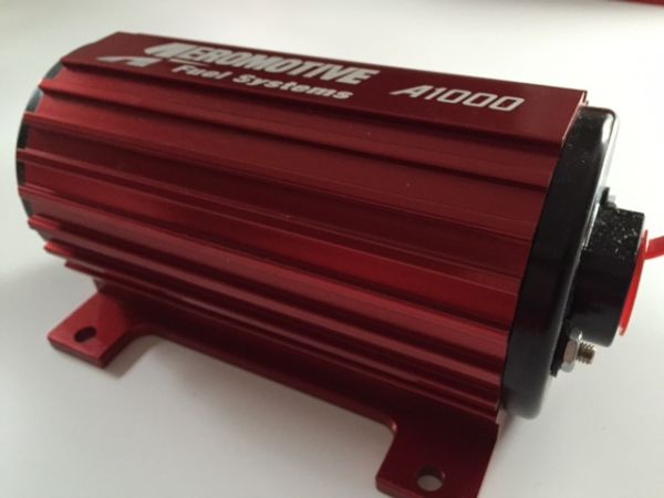 Rennsportbenzinpumpe Aeromotive A 1000