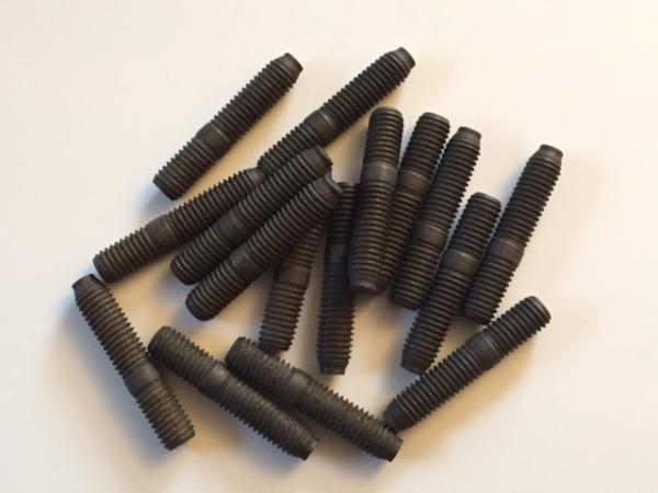Abgaskrümmer Stehbolzen / Stiftschrauben für Audi RS2 & Wagner Krümmer Set Abgaskrümmer Stehbolzen / Stiftschrauben für Audi RS2 & Wagner Krümmer Set