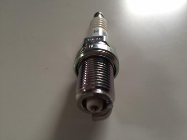 NGK R Zündkerze Spark Plug 3169 - ​​​​​​​PFR8B-9