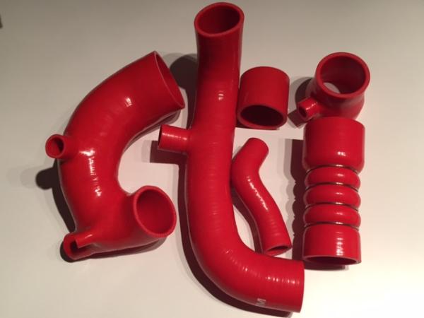 Silikonschlauchkit 6-teilig Audi S2 3B rot Silikonschlauchkit 6-teilig Audi S2 3B rot