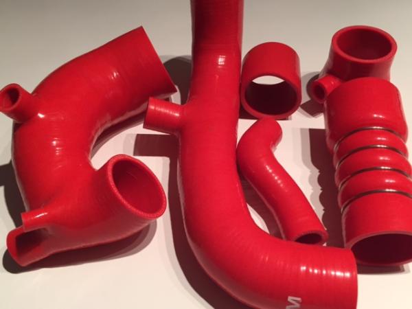 Silikonschlauchkit 6-teilig Audi S2 3B rot Silikonschlauchkit 6-teilig Audi S2 3B rot